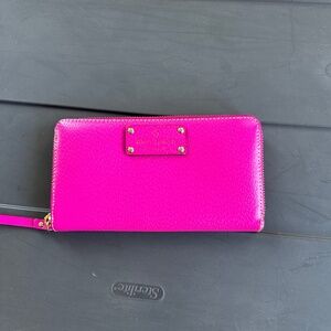 Kate Spade Clutch Wallet